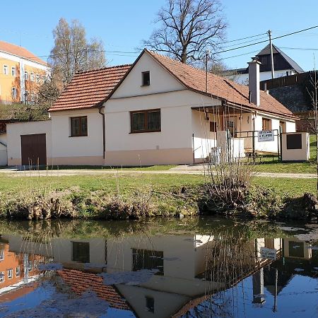 Chaloupka U Vejvodu Villa Skripov Buitenkant foto