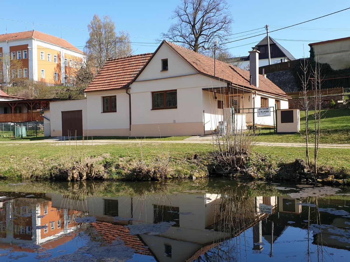 Chaloupka U Vejvodu Villa Skripov Buitenkant foto